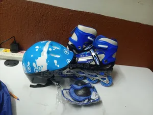 Roller Skates Set – Shoes, Helmet Guards | Sizes S/M/L 