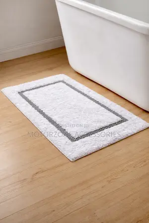 Luxury Soft Bath Mat – Super Absorbent Non-Slip