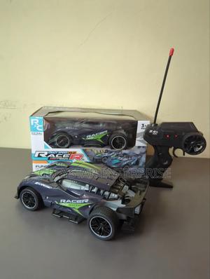Rc Drift Car Kids Toy 2.4ghz Remote Operated Cars Toys - thumbnail 2