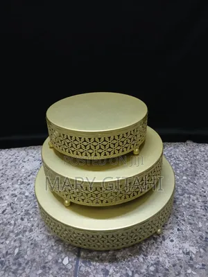 3pcs Gold Cake Stands at 
Sizes: 25/30/35/Cm