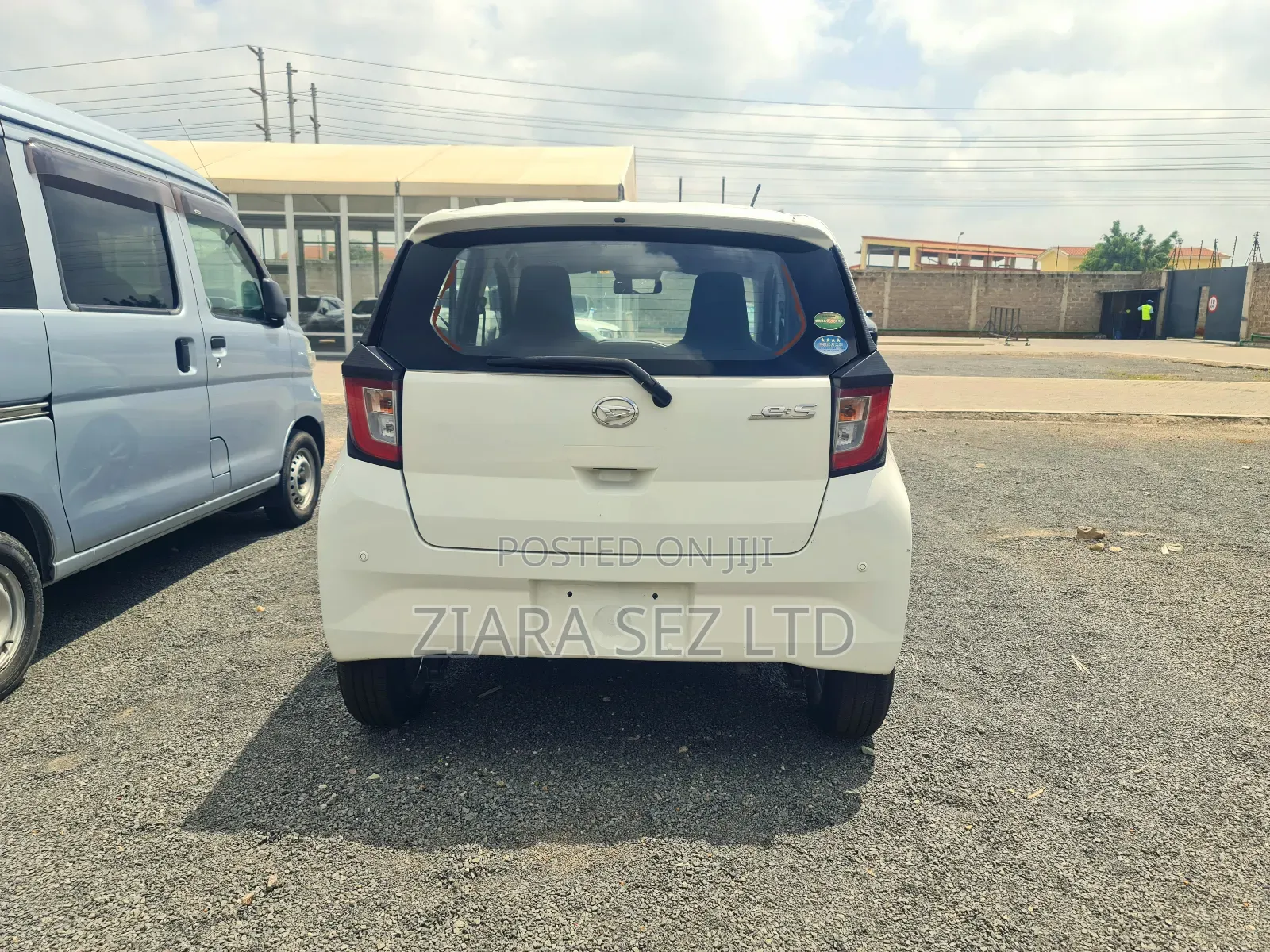 Daihatsu Mira 2018 White