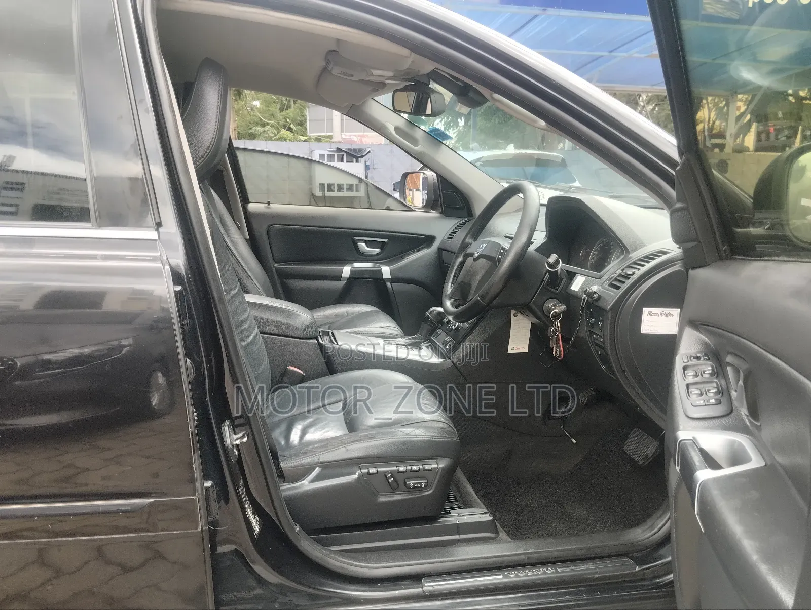 Volvo XC90 2011 Black
