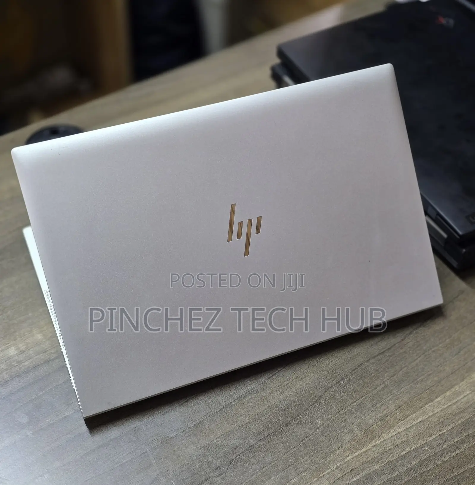 Laptop HP EliteBook 845 G8 16GB AMD Ryzen 5 SSD 256GB