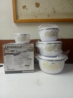 4pcs Set White Casserole Hotpots in Different Sizes 