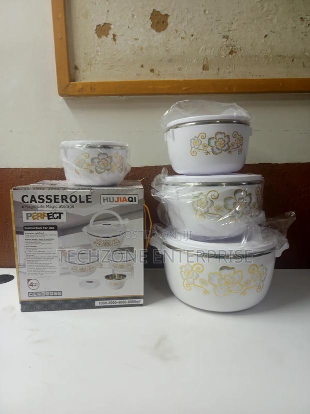 4pcs Set White Casserole Hotpots in Different Sizes