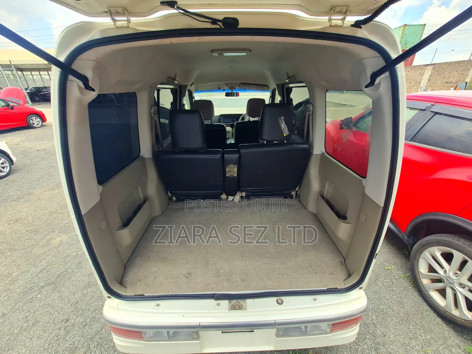 Daihatsu Atrai 2014 White