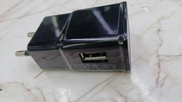 Usb Head With a Hidden Camera