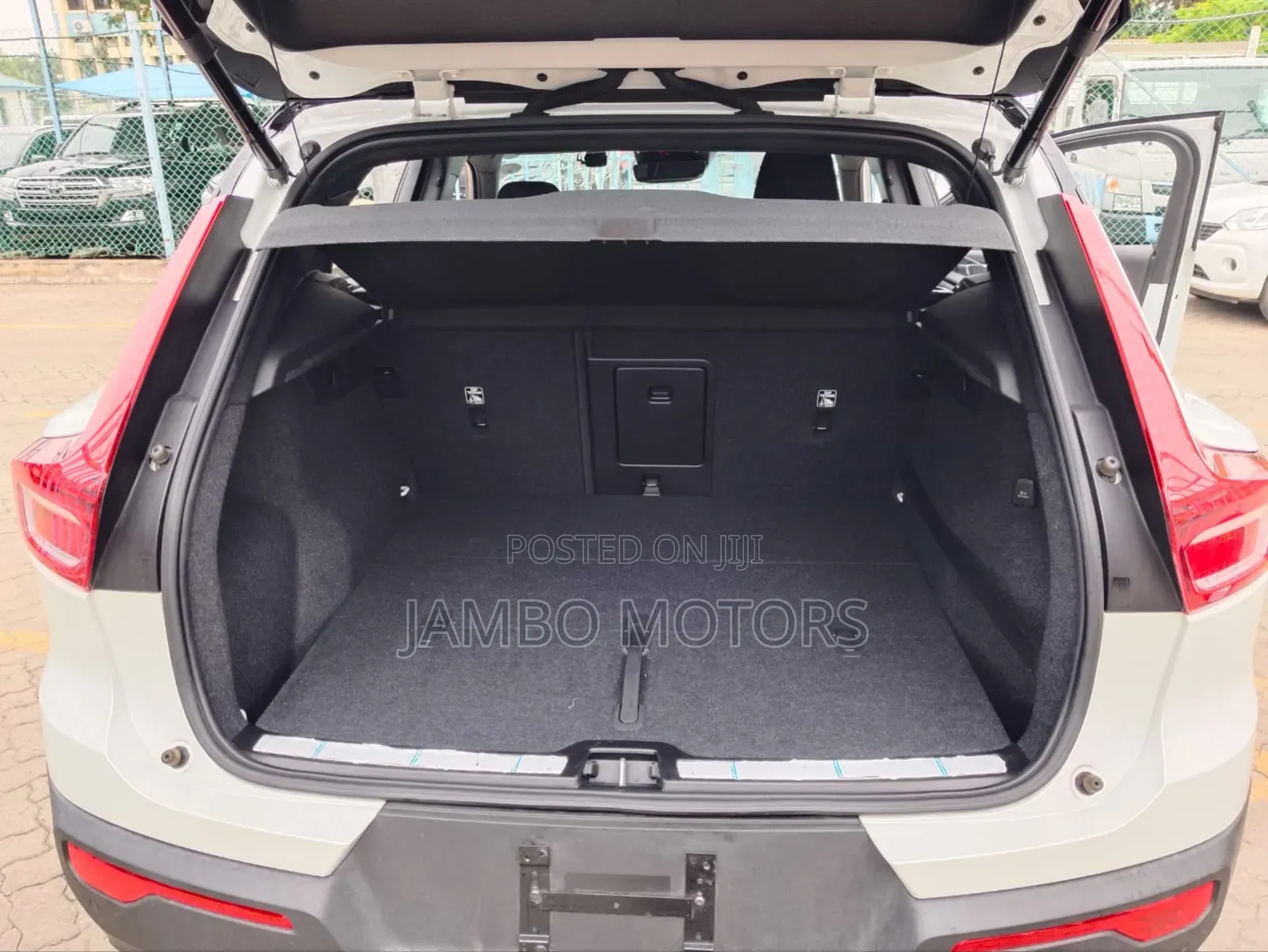 Volvo XC40 T5 Petrol AWD 2020 White