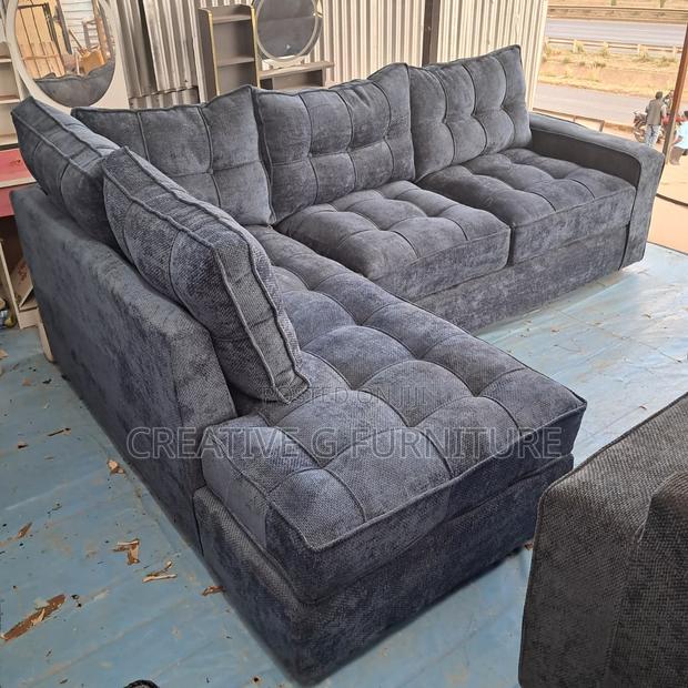 *Modern Minimalist L Sofa