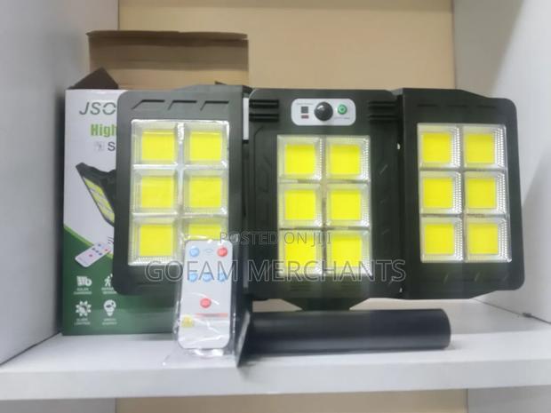 Bright Foldable Jsot Solar Streetlight - main view