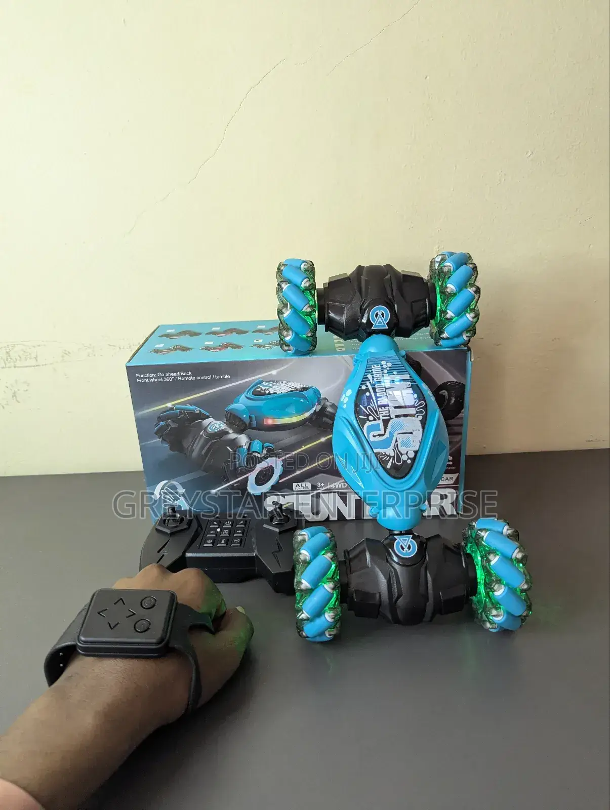 Rc Dual Remote Control Car Stunt Cars Off-Road Twisting Gesture Rc