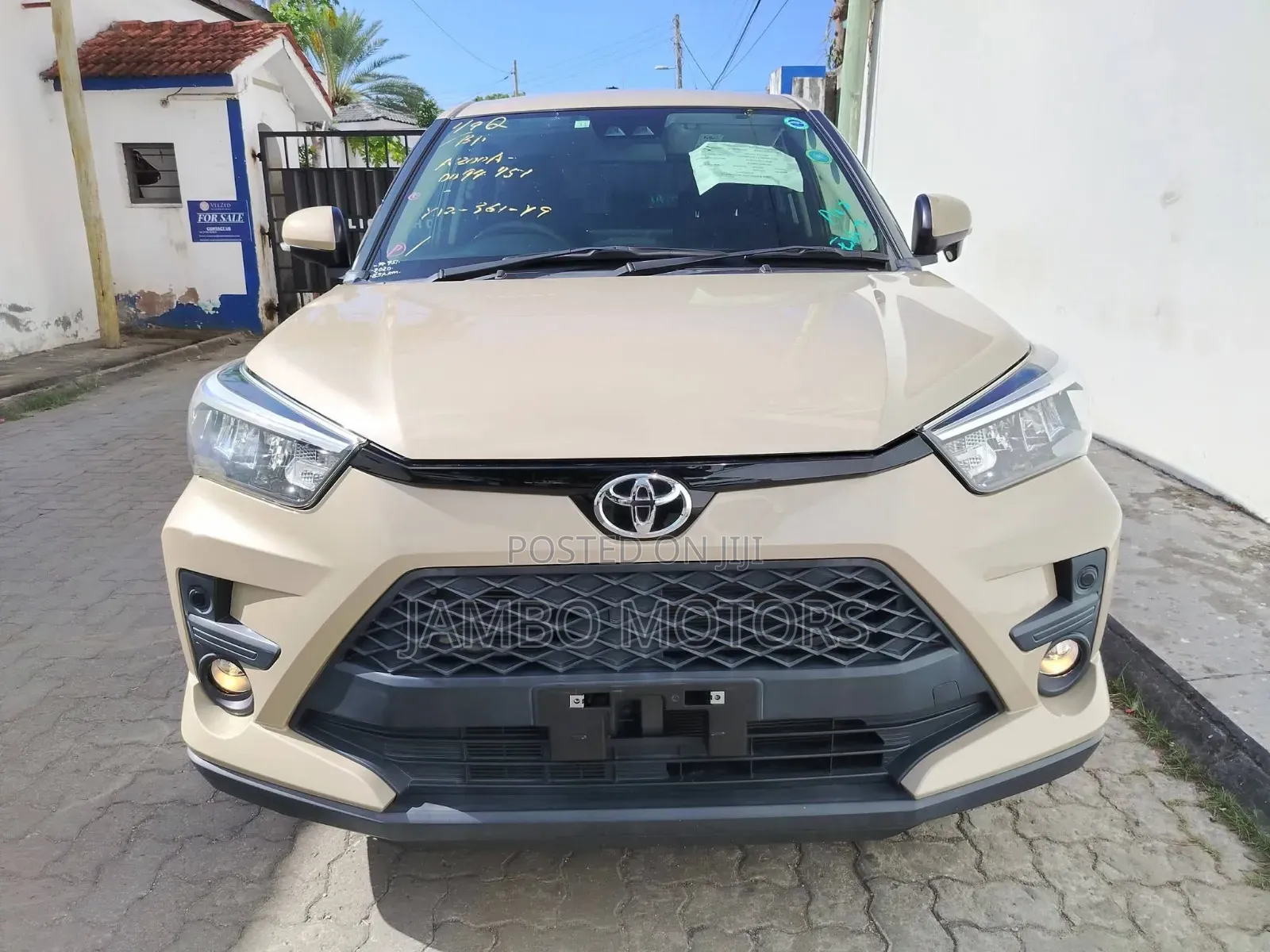 Toyota Raize 1.0 FWD 2021 Gold