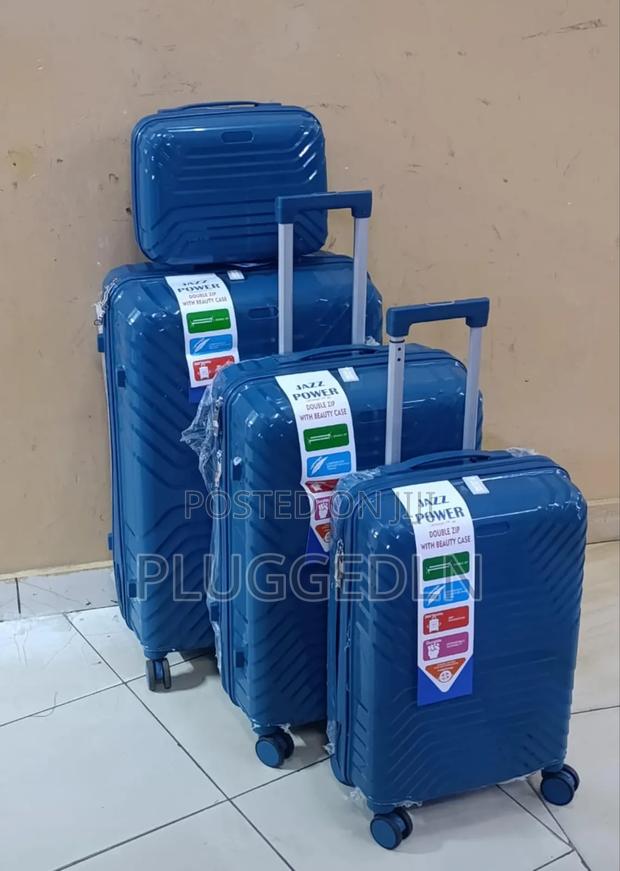 *4 in 1 Luxurious Unbreakable Suitcase* - thumbnail 3
