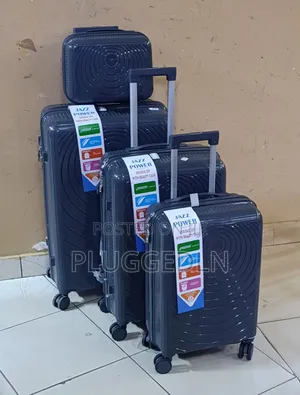 *4 in 1 Luxurious Unbreakable Suitcase*