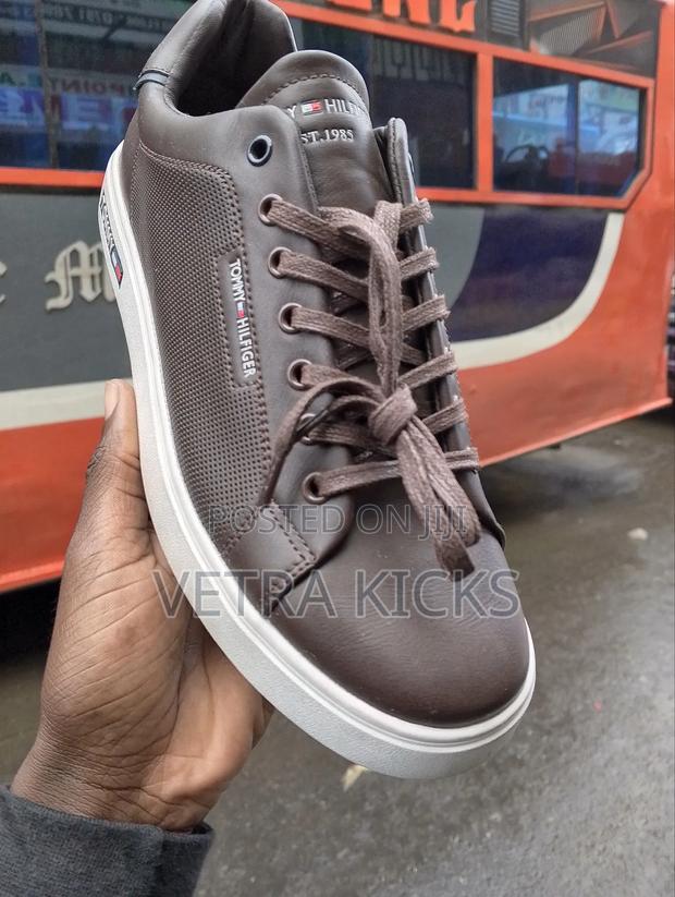 Tommy Hilfiger Casuals Brown - thumbnail 2