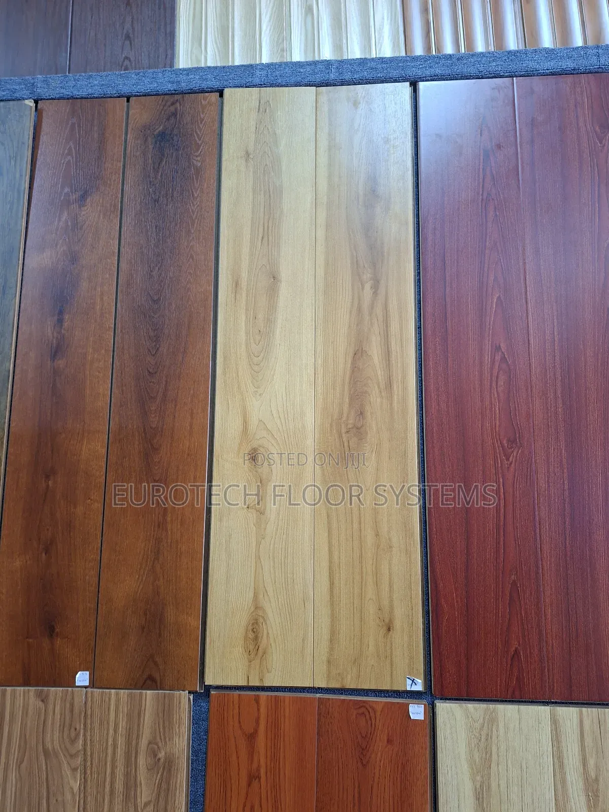 Laminated Floor Board Flooring