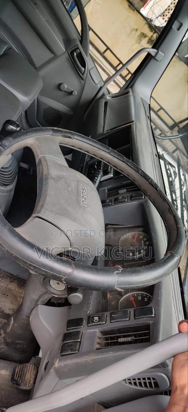 Isuzu Frr90 2023 White - thumbnail 8