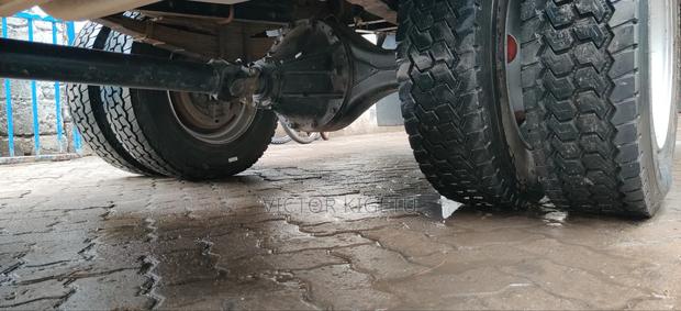 Isuzu Frr90 2023 White - thumbnail 13