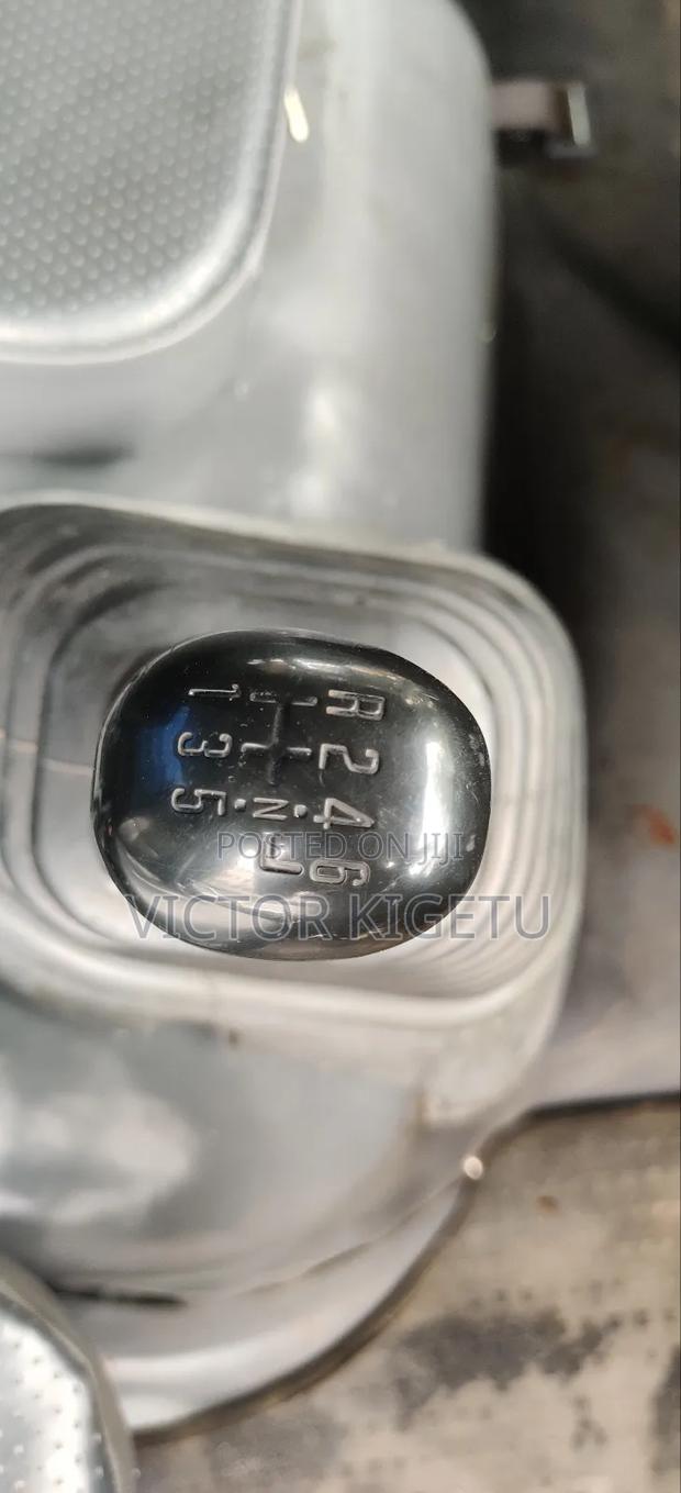 Isuzu Frr90 2023 White - thumbnail 14