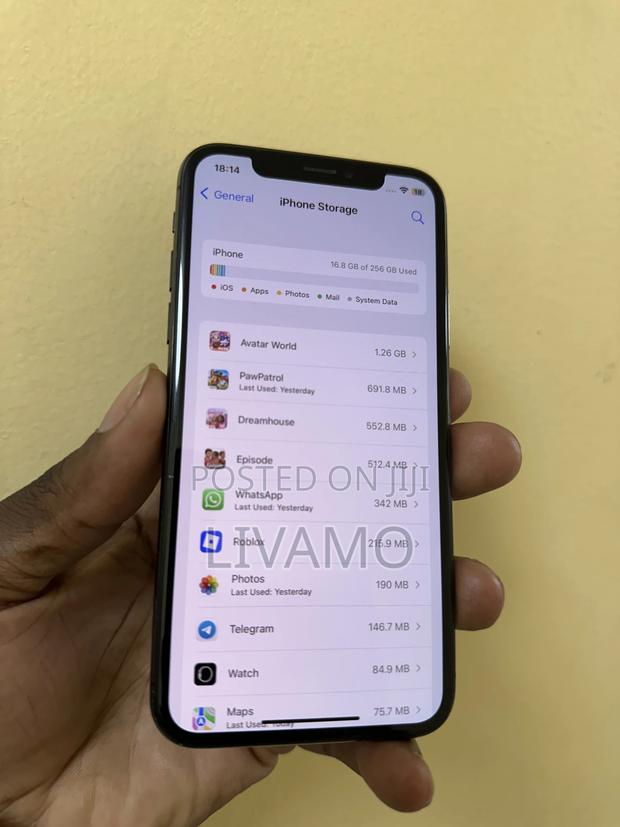 Apple iPhone X 256 GB Black - thumbnail 2