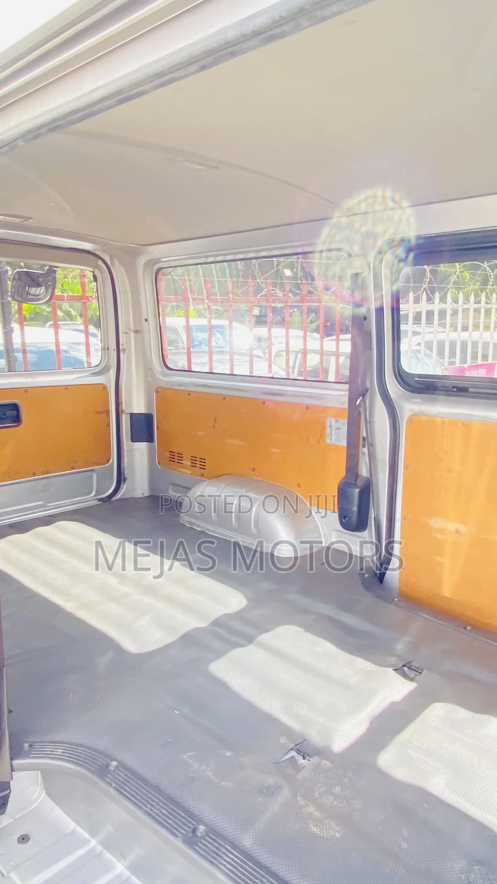 Toyota HiAce 2019 Silver