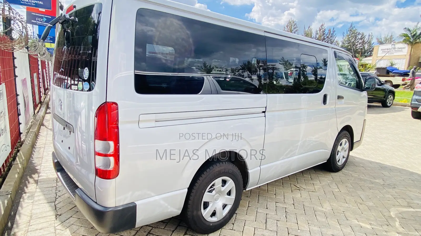 Toyota HiAce 2019 Silver