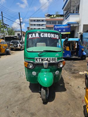 Piaggio Scooter 2021 Green - thumbnail 2