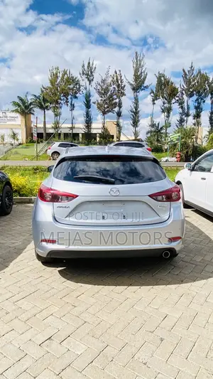 Mazda Axela 2018 Silver