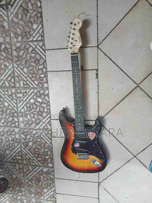 Electric Guiters - thumbnail 3