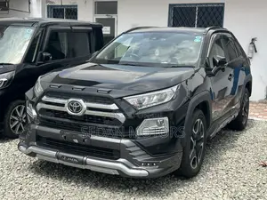 Toyota RAV4 2019 Matt Black