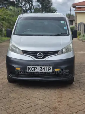 Nissan NV200 2011 Silver