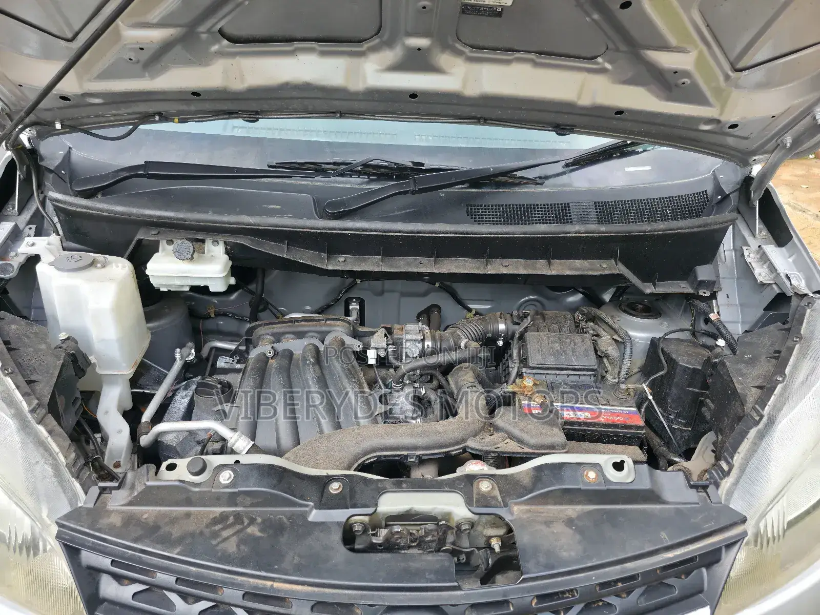 Nissan NV200 2011 Silver