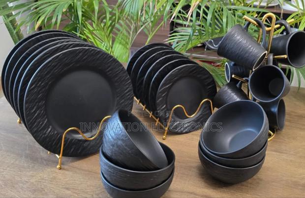 24 Pieces High Quality Black Dinner Set