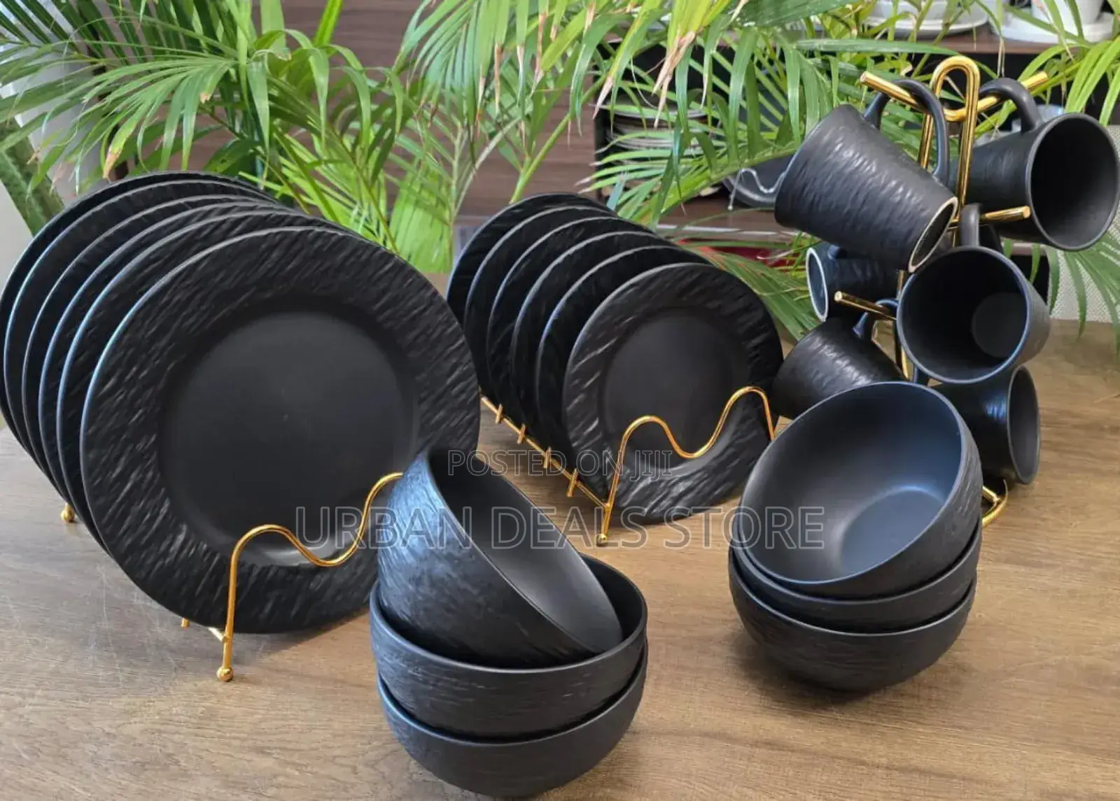 24 Pieces High Quality Black Dinner Set