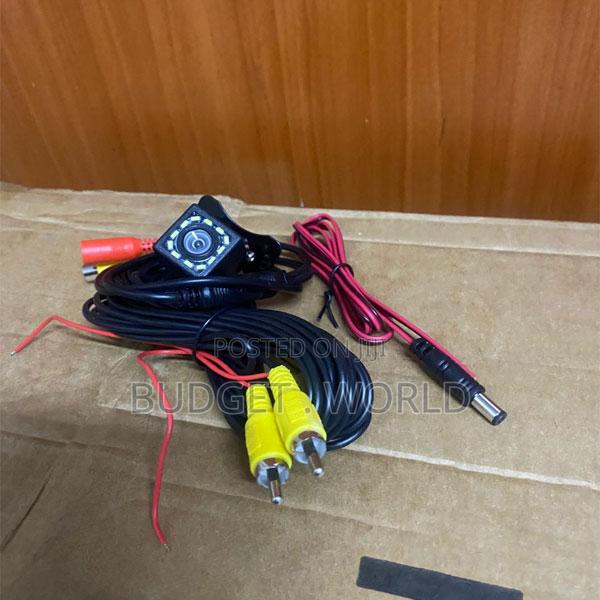 Led Reverse Camera – 4 Lights for Better Night Driving