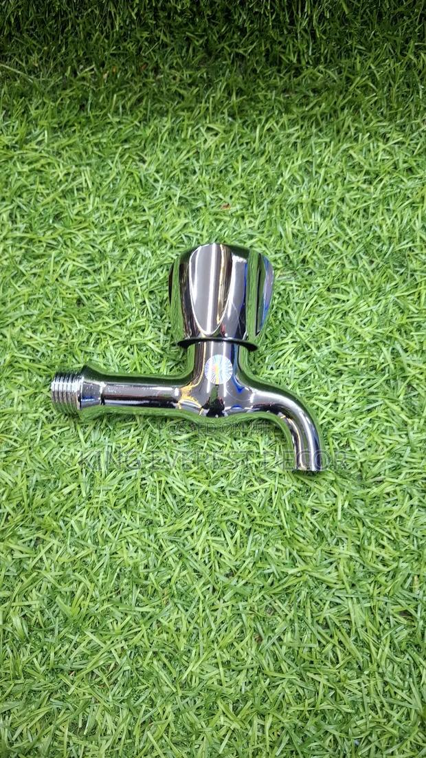 Lirlee Wall Taps 1/2 Inch