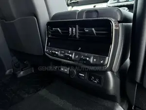 Toyota Land Cruiser 2023 Black