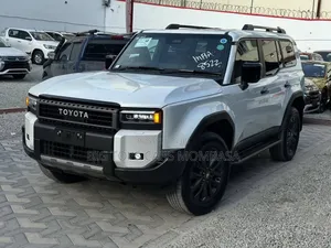 Toyota Land Cruiser Prado 2021 White