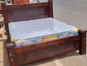 Bed Qeen Size