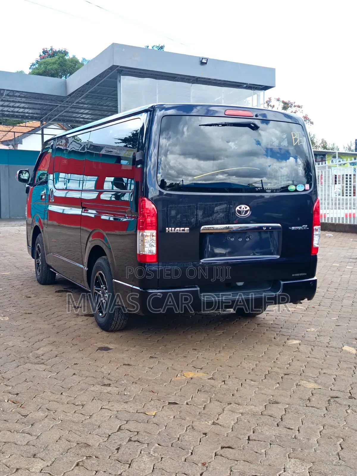 Toyota HiAce 2020 Black