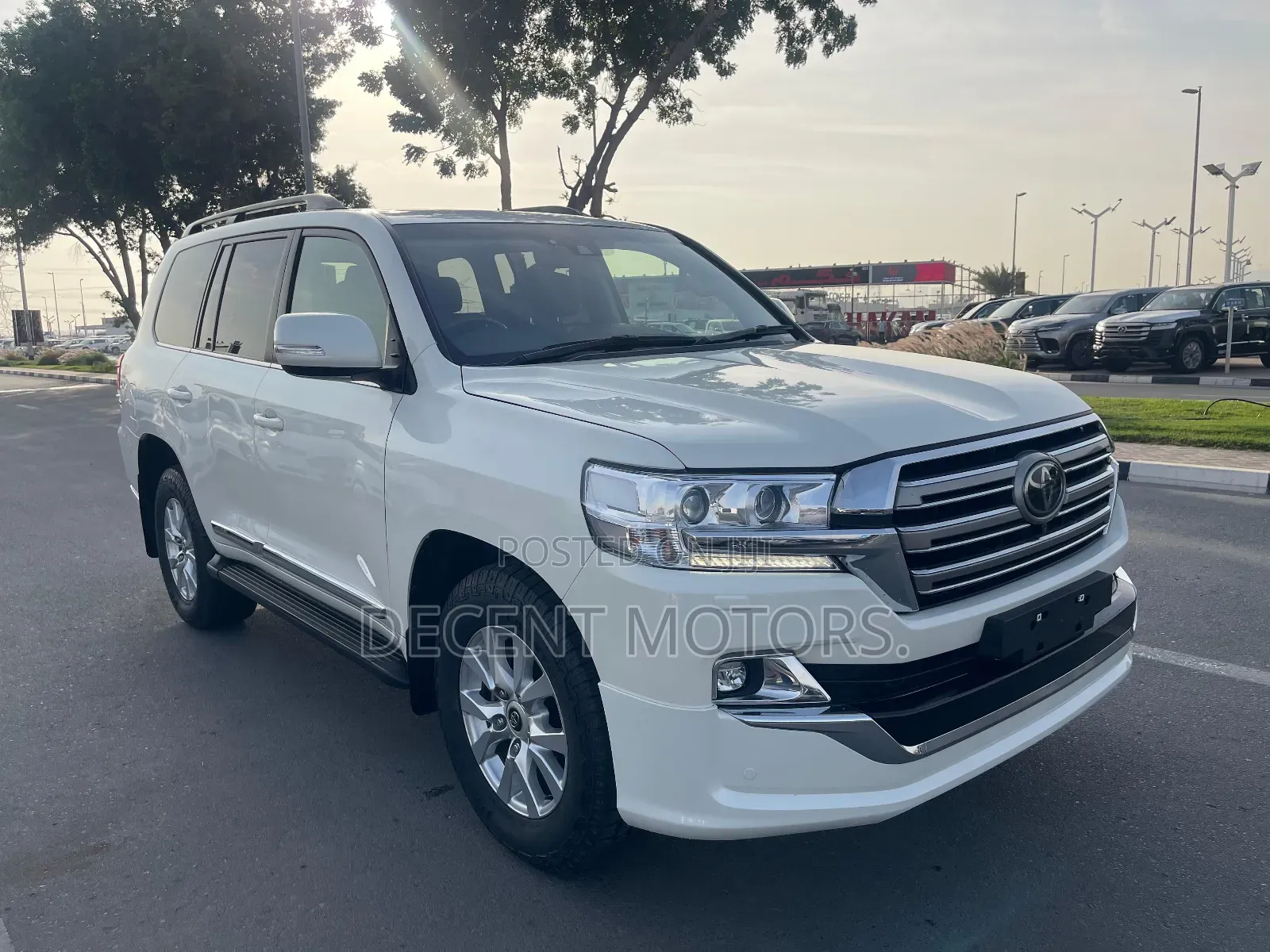 Toyota Land Cruiser 4.5 V8 TD 2019 White
