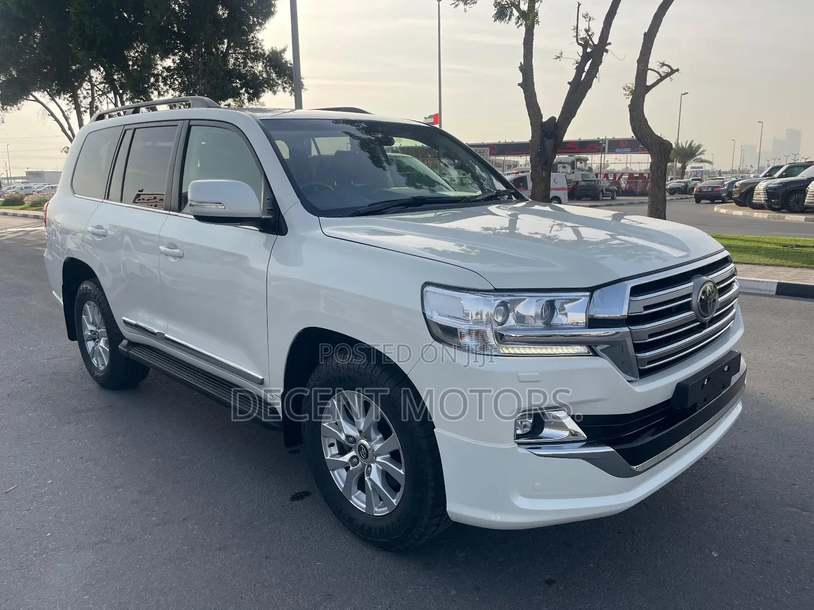 Toyota Land Cruiser 4.5 V8 TD 2019 White