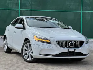 Volvo V40 2019 White