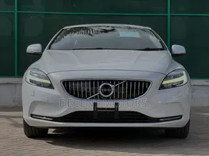 Volvo V40 2019 White