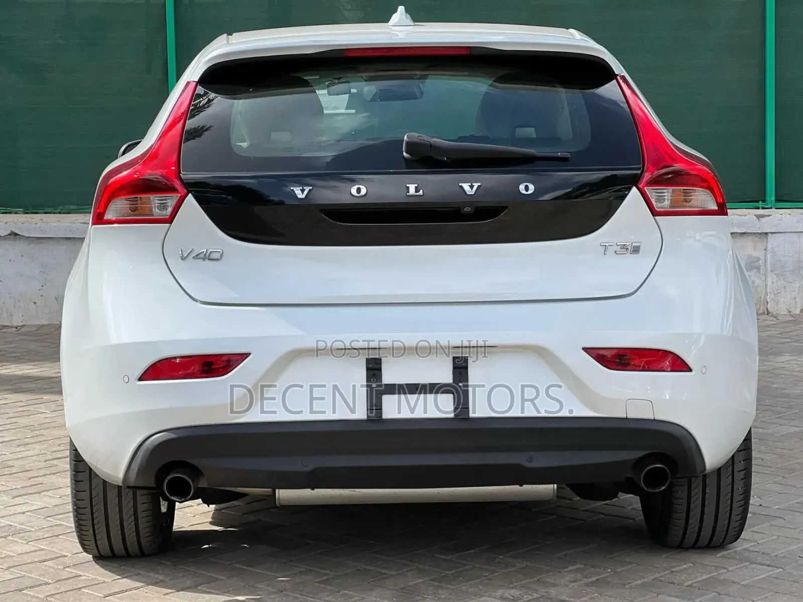 Volvo V40 2019 White