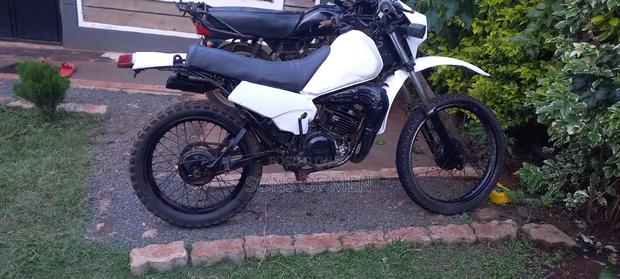 New Yamaha DT125 2011 White - thumbnail 4