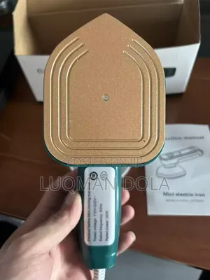 Traveling Mini Electric Iron