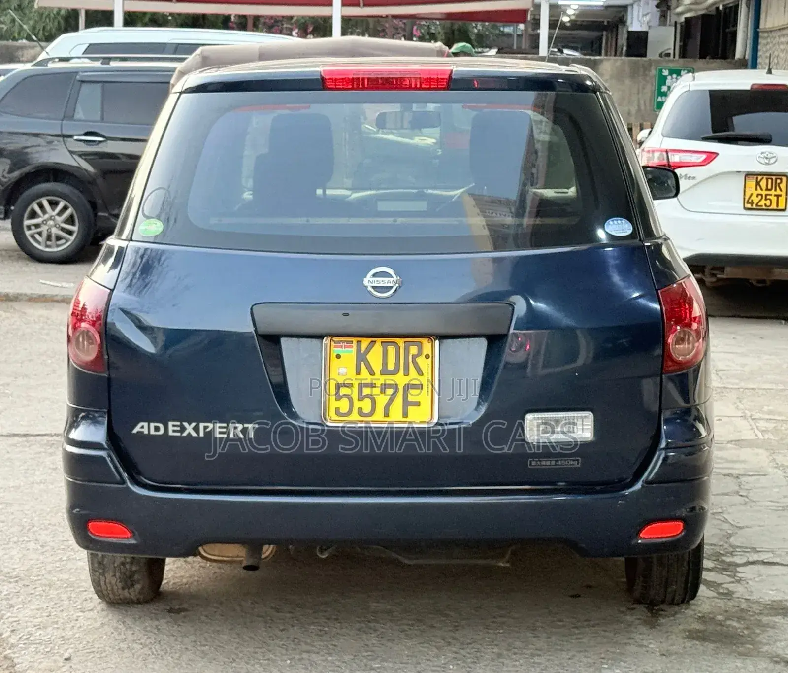 Nissan Advan 2017 Gray