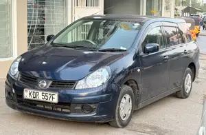 Nissan Advan 2017 Gray