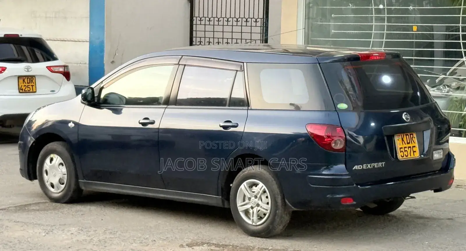 Nissan Advan 2017 Gray